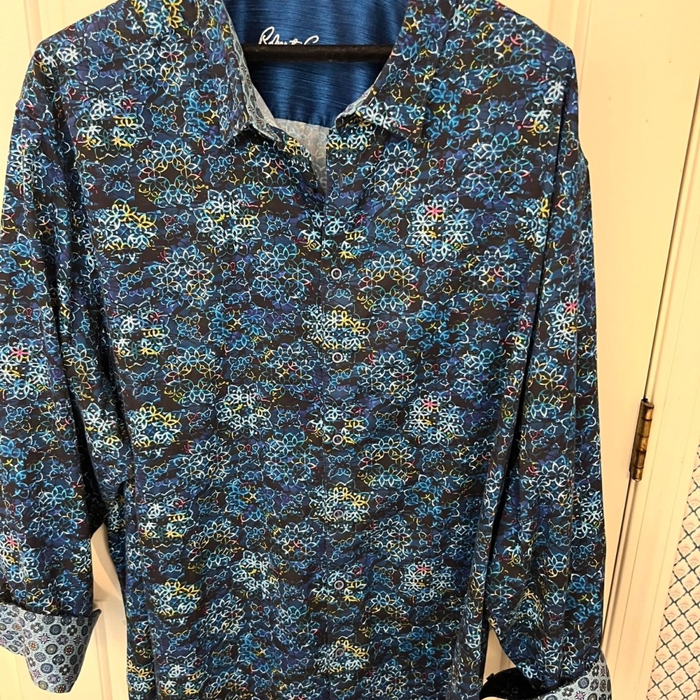 Robert Graham Men's Blue Patterned Shirt